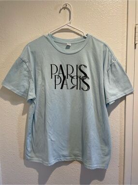 🩵 Oversized Baby Blue Paris Graphic T-Shirt L ✨